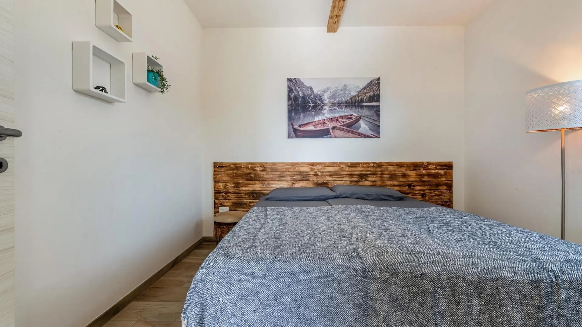 Ai Colli Country View Apartment Costermano Italien