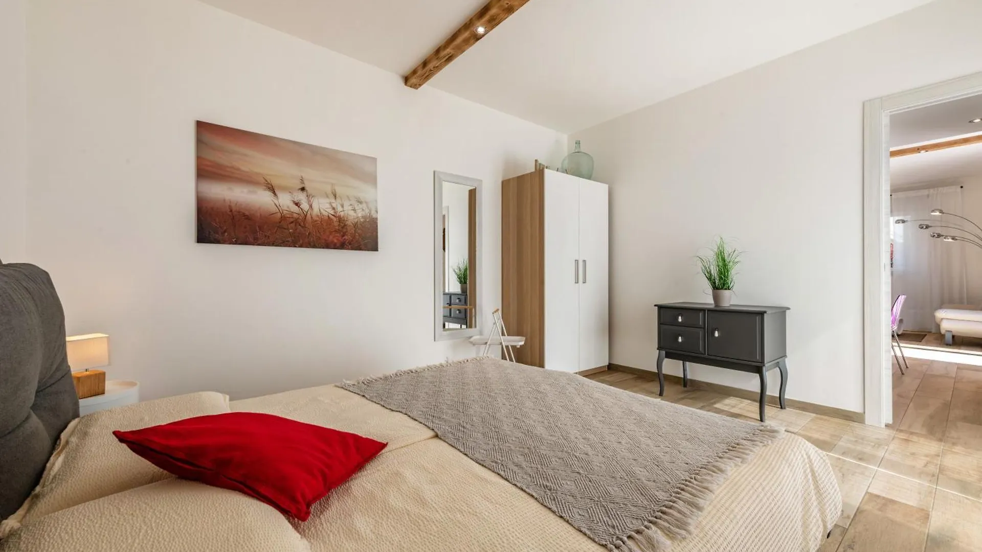 Ai Colli Country View Apartment Costermano