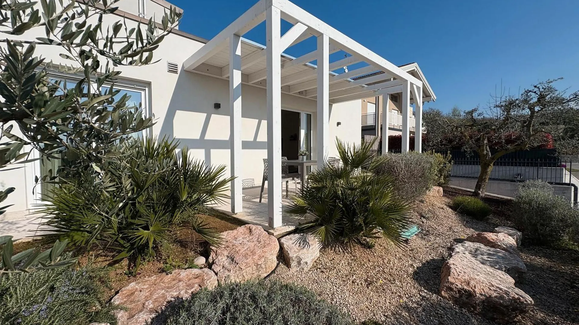 Ai Colli Country View Apartment Costermano